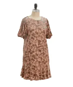 Women Casual Dress in Pink Hue with Sleeveless Design